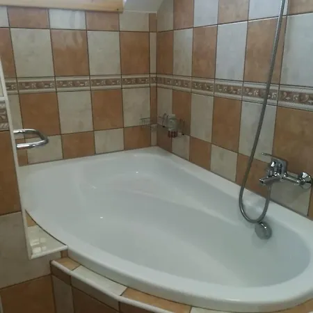 Bed & Breakfast Violet 3*
